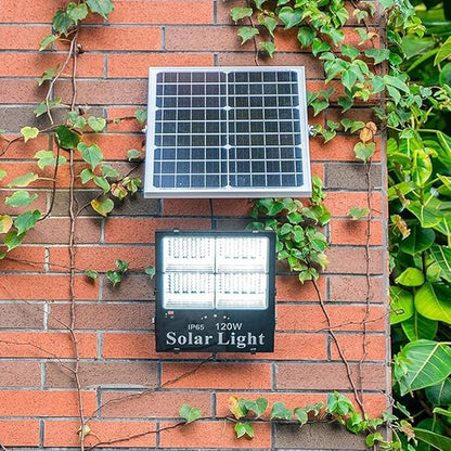 Reflector con panel solar